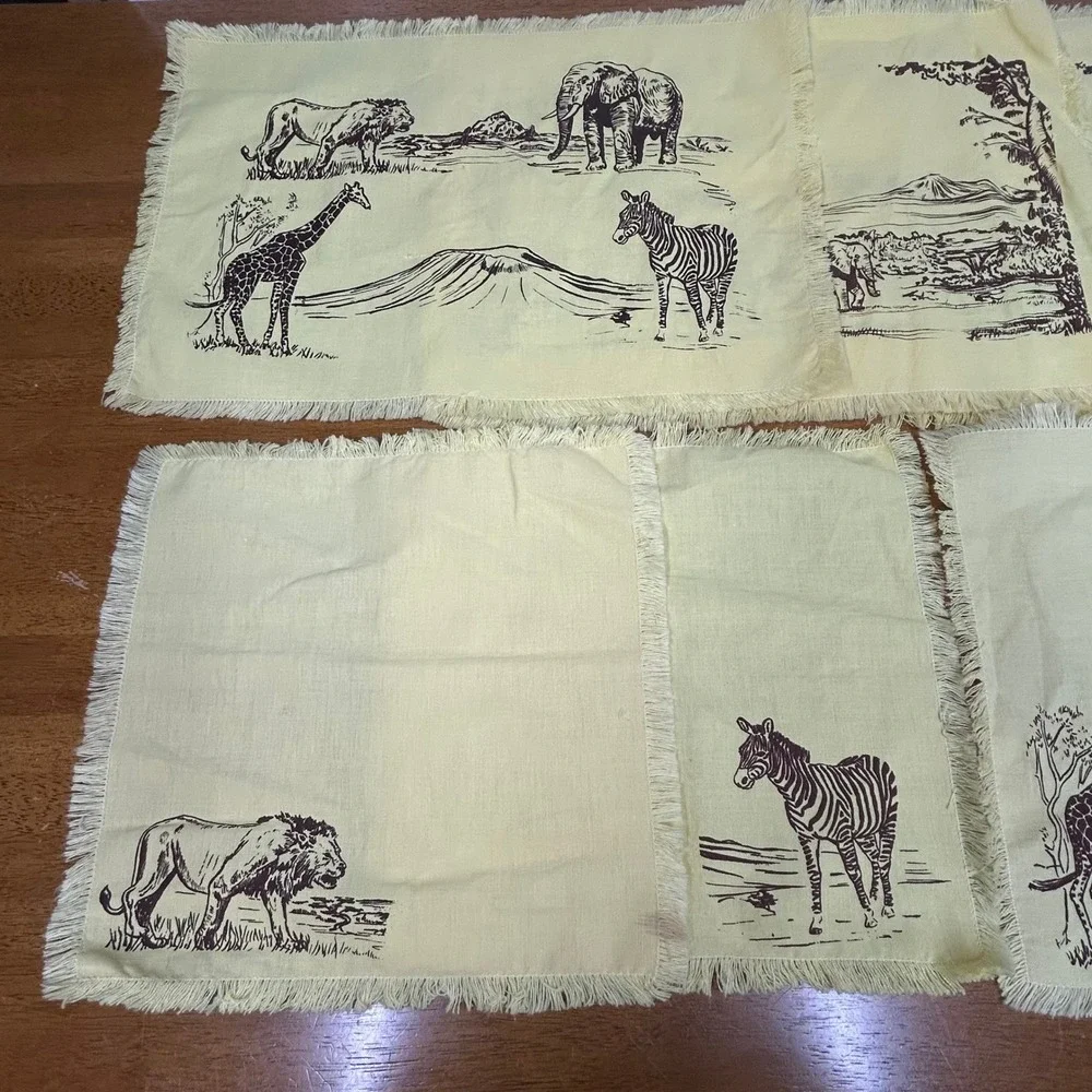 Safari Animal Placemat and Napkin Set 8pc Yellow Fringed Savanna Decor
